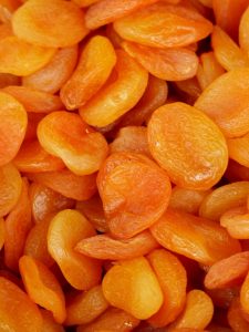 dried-apricots-apricots-dried-fruit-dried-orange