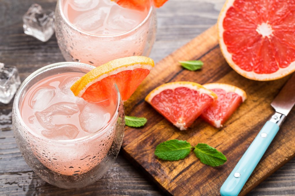 kinley Grapefruit cocktail