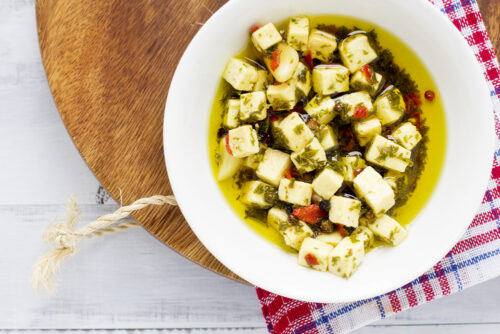 Marinovaná feta – predjedlo, ktoré si zamilujete