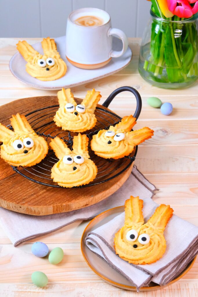 Veľkonočné cookies v tvare zajaca.