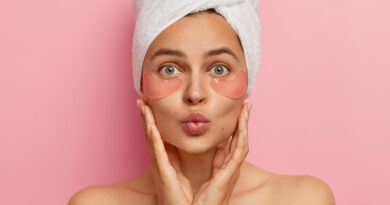 Prirodzené zväčšenie pier, lifting tváre a riešenie problému vačky pod očami.