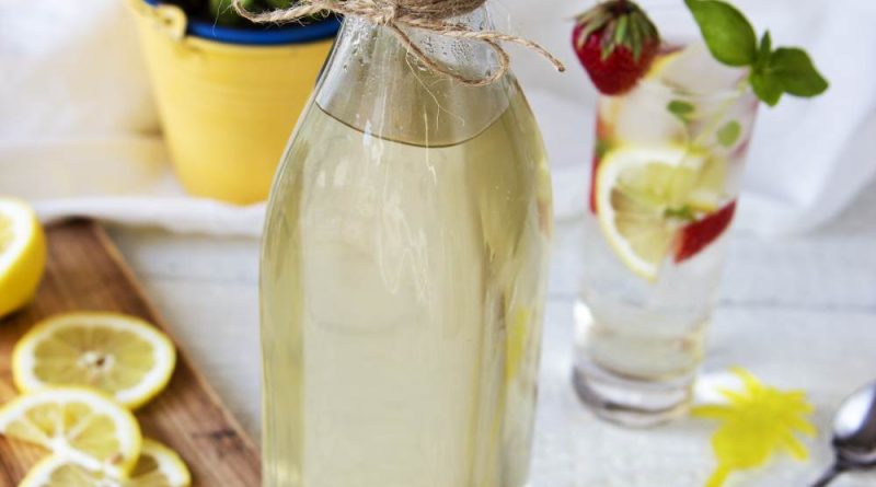 Bazalkový sirup. Foto Dr. Oetker